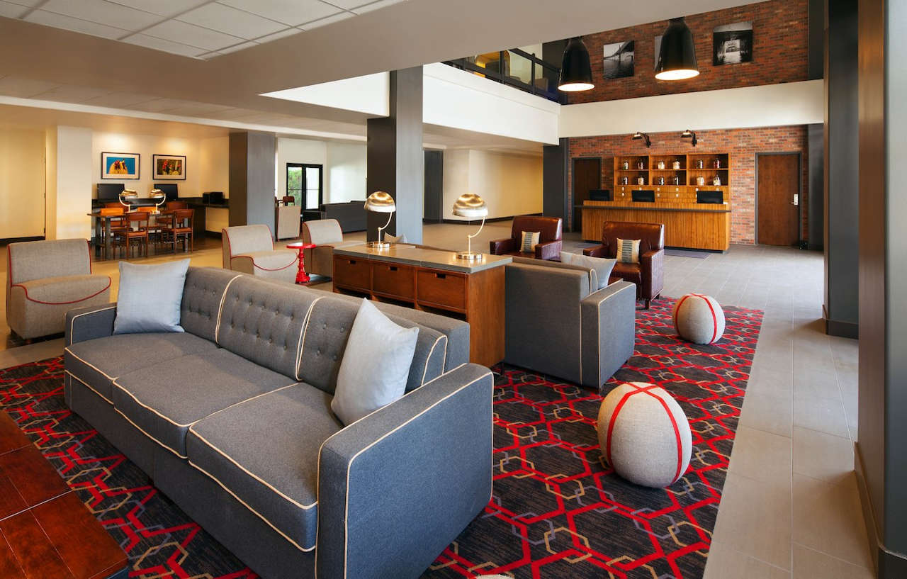 Four Points By Sheraton Phoenix South Mountain Exterior foto